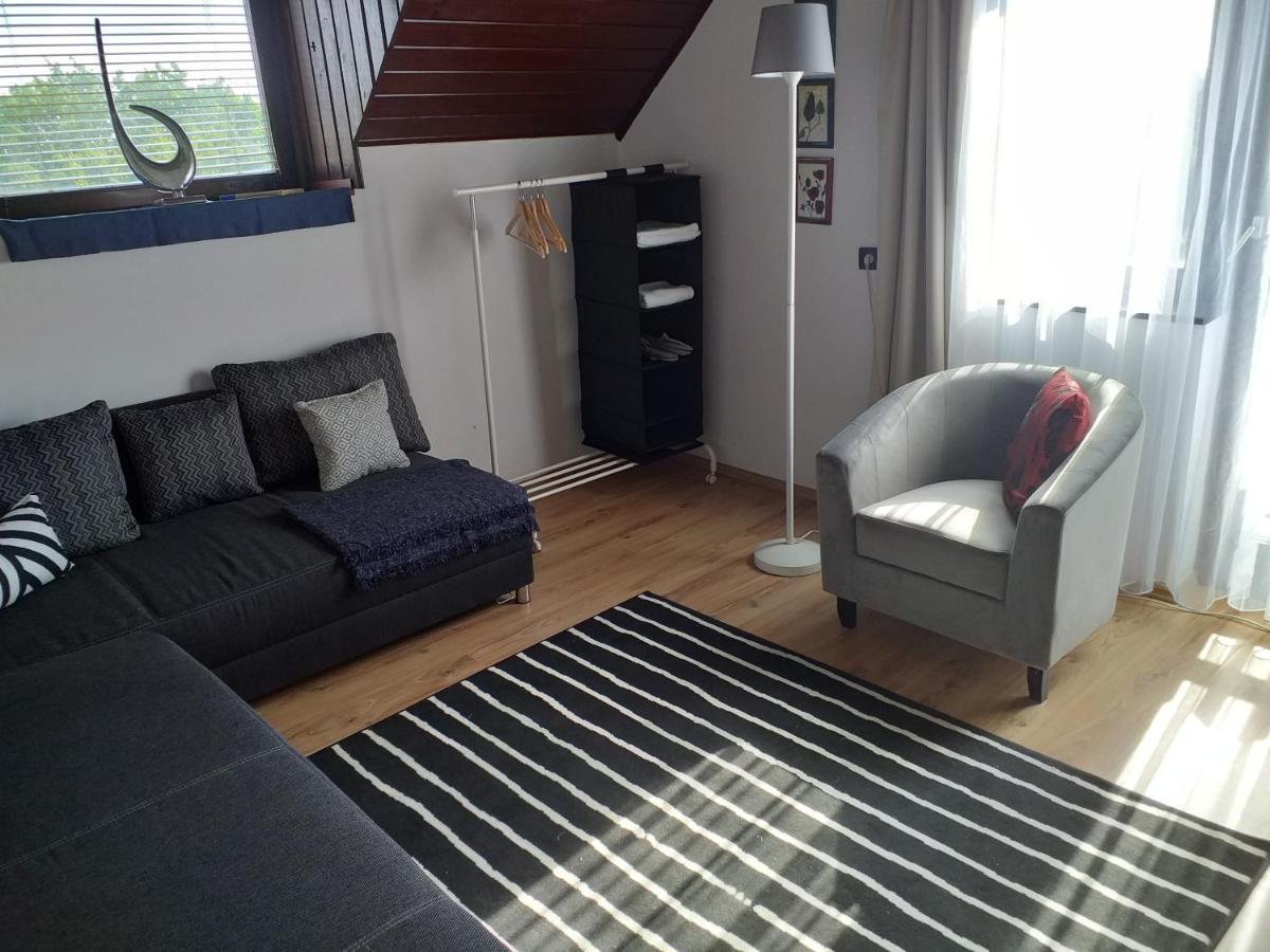 Art Inn Apartmanhaz Balaton-Gyenesdiás Eksteriør billede