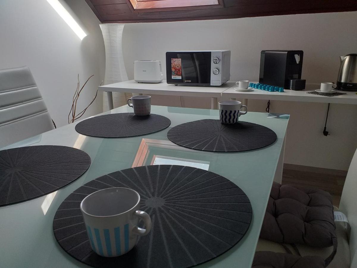 Art Inn Apartmanhaz Balaton-Gyenesdiás Eksteriør billede