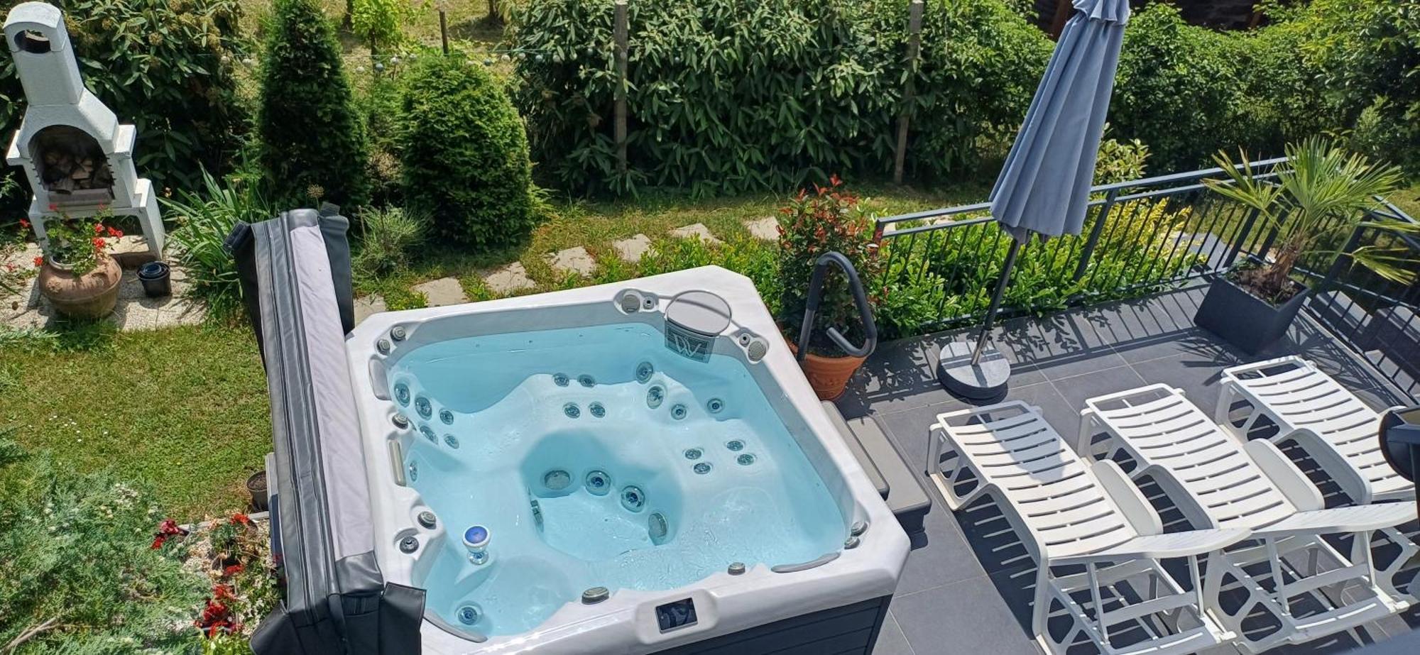 Art Inn Apartmanhaz Balaton-Gyenesdiás Eksteriør billede